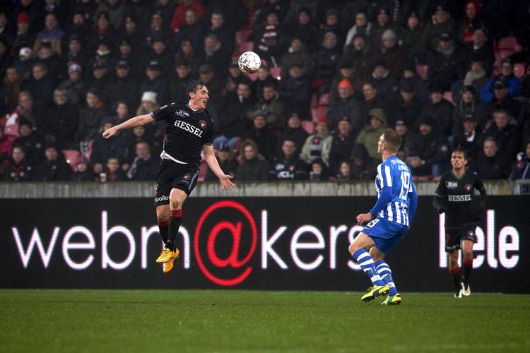 FORMSTÆRK. Med sine to mål i sidste weekend mod Esbjerg bør Morten 'Duncan' Rasmussen være FC Midtjyllands førstevalg som angriber, mener Søren Olsen. 