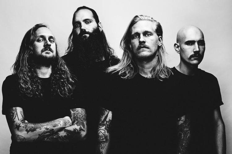 Dødsmetal. By The Patient består af, fra venstre, guitarist og sanger Simon Sonne Andersen, guitarist og sanger Theis Wilmer Poulsen, bassist og sanger Troels Cort Nielsen og trommeslager Adam Schønemann. 