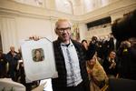 Prismodtager. Siden Lars Vilks i 2007 tegnede profeten, har han levet under politibeskyttelse 