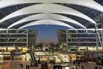 3. Lufthavnen i tyske München er røget ind på en flot tredjeplads. Det er Tysklands næstmest travle og har blandt andet forrykt mange forretninger, omkring 150, hvor de rejsende kan shoppe inden afgang. 