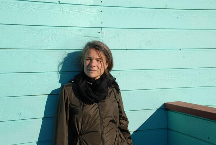 Arkitekturfestival. Arkitekt og scenograf Jette Lehmann guider til CAF. 