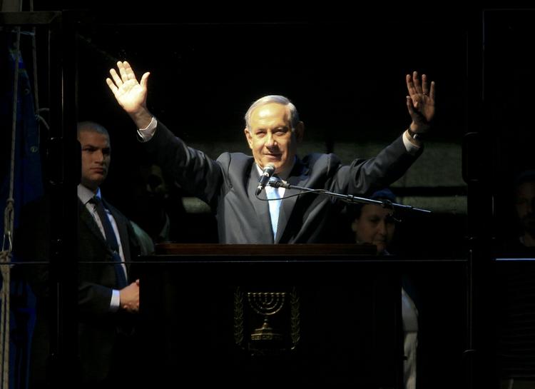 valg. Benjamin Netanyahu i Tel Aviv i forbindelse med sin valgturne. Billedet her er fra 15. marts. 