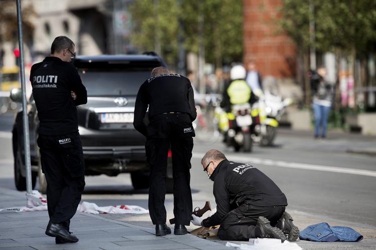 Skuddrama Politiets efterforskning foran Fogedretten i København, hvor  den 67-årig morfar i september sidste år skød og dræbte en advokat samt sårede sin 31-årige svigersøn. 