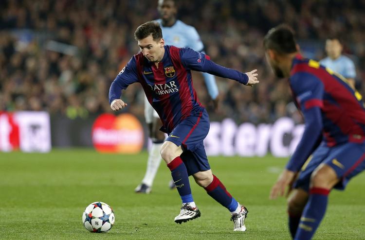 EMIINENT. Lionel Messi scorede ikke selv, men strøg om sig med den ene chanceskabende aflevering efter den anden i sejren over Manchester City. 