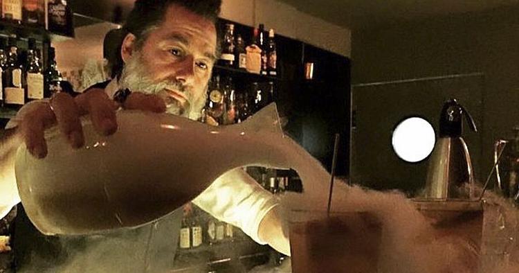 München. Røg, jazz og dæmpet belysning på The Jaded Monkey. Læserfoto: Toke Hanghøj 