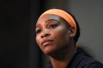Skadet. Serena Williams' humør var helt i bund, da hun tog imod spørgsmål fra pressen om sit ufrivillige exit. 