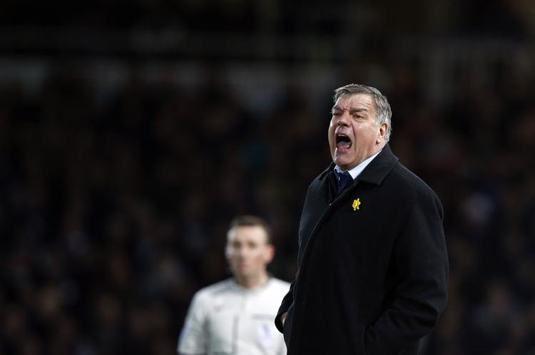 Solid. 'Big Sam' Allerdyce har ikke gået arbejdsløs mange måneder, siden han tog sit første managerjob i Blackpool for 21 år siden. 