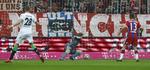 Drop. Manuel Neuer tabte bolden på stregen og måtte se gæsterne komme foran. 