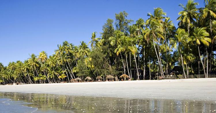 Venten. Det er strande som den her ved Ngapali , der venter kommende turister i Myanmar. 
