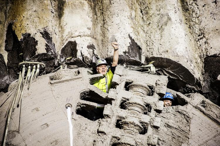 Vigtige. Metrofirmaet Cipas stålbindere er afgørende for, at Cityringen ikke bliver forsinket, mener hovedentreprenør, som nu garanterer for, at de får den løn, de er blevet snydt for. 