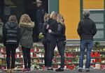 Sorg Elever i den tyske by Haltern am See mindes de skolekammerater, der i går blev dræbt, da de på flyet på vej hjem fra en studietur forulykkede i de franske Alper. 