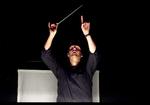 Linjer. Thomas Søndergård har været chefdirigent for BBC's orkester i Wales siden 2012. Hans første album med orkestret kombinerer lange linjer med nærvær i detaljen. 