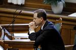 Truet. To mænd blev i går anholdt og sigtet efter straffelovens § 113 for at planlægge et attentat mod forsvarsminister Nicolai Wammen. 