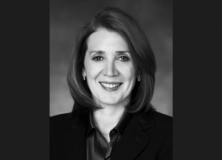 rig. Ruth Porat får sine mange millioner som ny finansdirektør i Google uanset, hvordan hun præsterer. Blot skal hun blive i firmaet i fire år. 