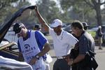 nedtur. Tiger Woods måtte i februar trække sig fra en turnering på grund af rygproblemer, og nu er han røget ud af  verdens top 100. 