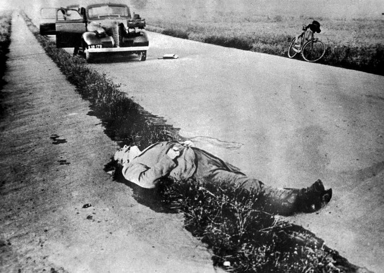 Attentat. Carl Henrik Clemmensen blev myrdet i efteråret 1943. Søren Kam er aldrig blevet retsforfulgt, selv om han har indrømmet at have medvirket til drabet. 