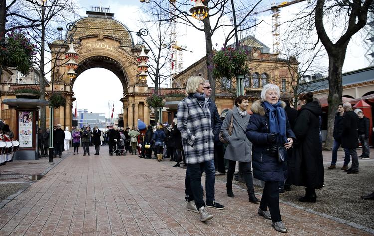 Aboninerne var mødt frem. 