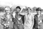 Fantomtider. Ines Geipel (tv), Bärbel Wöckel, Ingrid Auerswald og  Marlies Göhr løb for klubben Jena, som de satte klubverdensrekord med i begyndelsen af 1980’erne. De Løb så hurtigt, at de med deres tid også var blevet OL-guldvindere et kvart århundrede senere. 