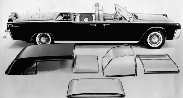 Prestige. Lincoln Continental fra 1960'erne var John F. Kennedys embedskøretøj. De forskellige tagstykker kunne beskytte mod regn, ikke mod kugler. 