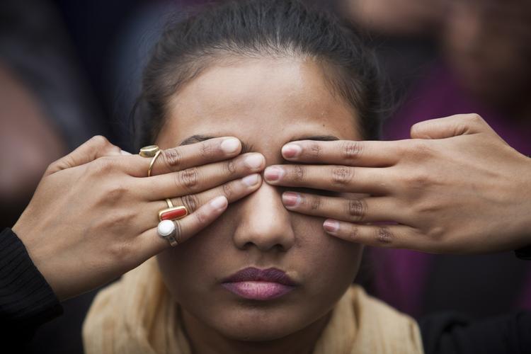 Voldtægt. Der er ingen grund til at normalisere racisme hverken i Danmark eller Indien. Eller hvad? 
