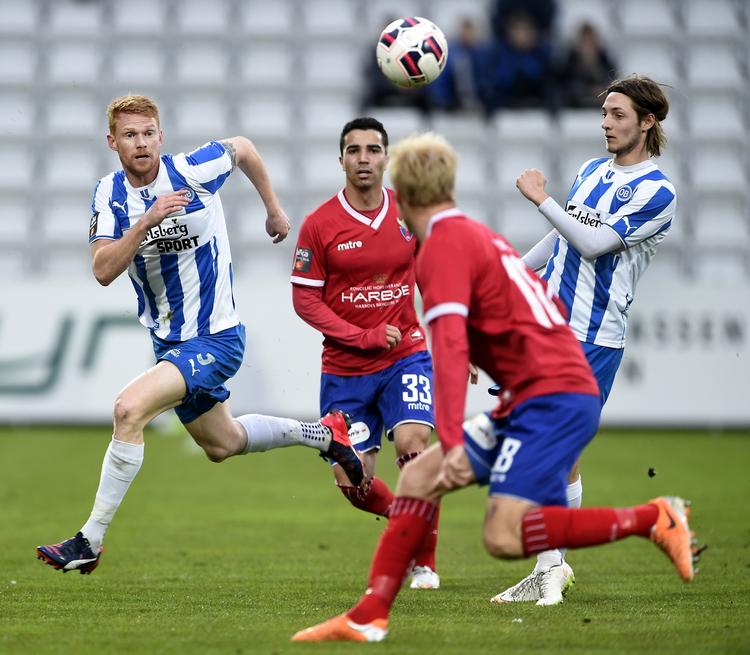 Nøglespiller. Osama Akharraz (i midten) var med i begge FC Vestsjællands scoringer i Odense. 