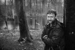 STRESSRAMT. Når Jens Kristian Jensen føler stress mediterer han eller går tur i skoven med sin hund. 