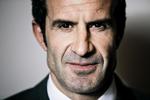 Kandidat. Luis Figo, der var et kæmpenavn i Barcelona og Real Madrid, meldte sig som kandidat til fodboldens øverste embede i januar. 