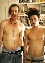 Ungdom. Larry Clark sammen med amatørskuespiller Justin Pierce under optagelserne på gennembrudsfilmen, Kids fra 1994. 