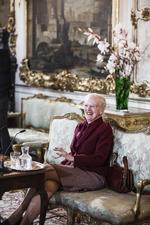75 år. Det er ikke første gang, at Dronning Margrethe kommer med opsigtsvækkende udtalelser, som det skete i weekenden. I dag måtte hun uddybe sin kommentar til indvandrerdebatten på et pressemøde, der blev afholdt i forbindelse med regentens 75-års fødselsdag på t 