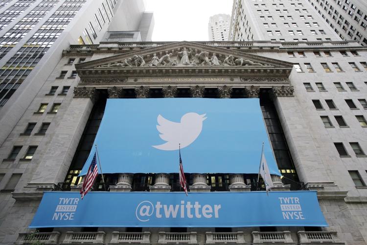 business. Twitter gik på børsen i efteråret 2013. 