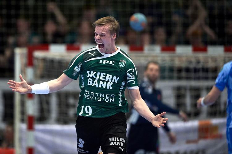 sådan. Bjarke Christensen fra Skjern forstår at juble, og vel egentlig forståeligt efter sejren over DM-favoritterne. 