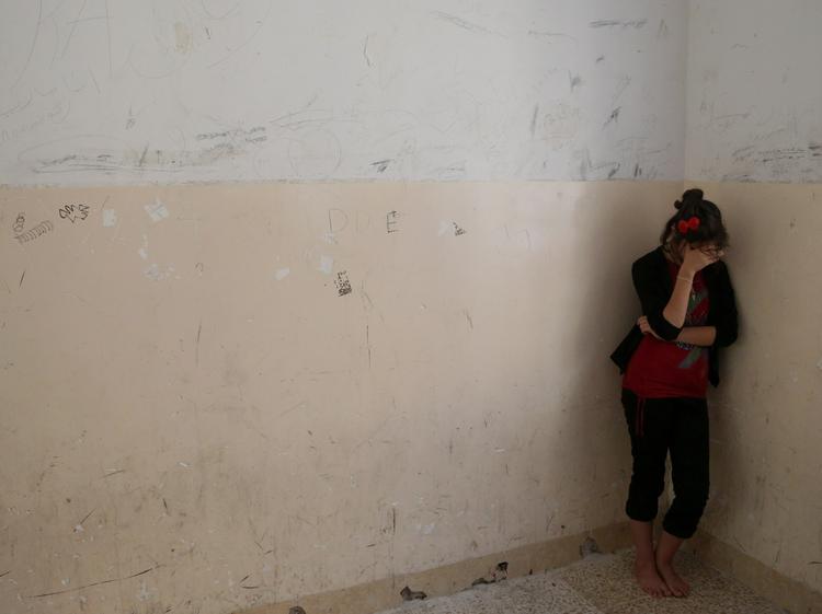 UDSATTE. Kvinder er et af målene for terrorgrupper under deres fremrykning, advarerer FN's generalsekretær i rapport til Sikkerhedsrådet. Her ses en kvinde fra det yazidiske midretal i Irak, som Islamisk Stat især har forsøgt at få fingre i. 