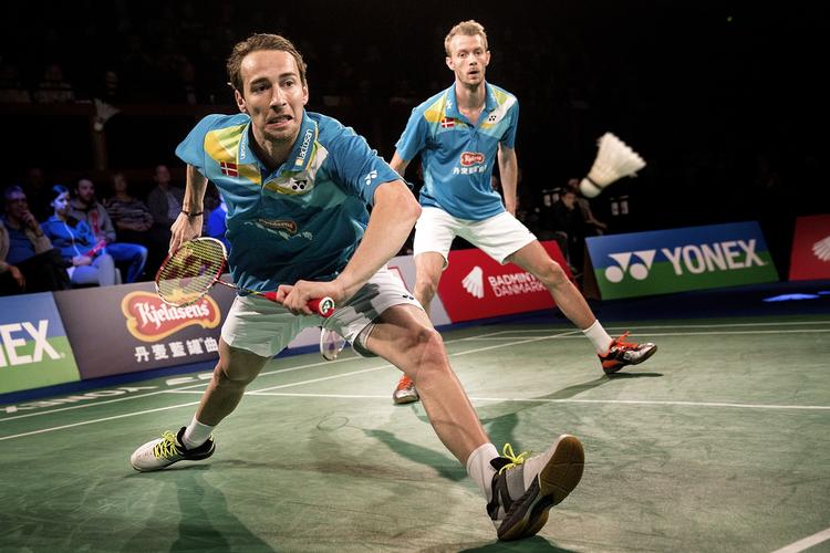 Sponsortvist. Mathias Boe og Carsten Mogensen er blandt fem spillere, der ikke får lov til at stille op for Danmark ved Sudirman Cup. 