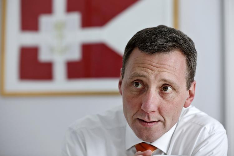 papirvælde. Sundhedsminister Nick Hækkerup erkender, at den udbredte fokus på dokumentation i sundhedssektoren er gået ud over omsorgen for patienterne. 
