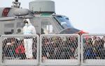 Flugt. Omkring 700 flygtninge frygtes at  have mistet livet undervejs fra blandt andet Libyen og Syrien til Italien. 