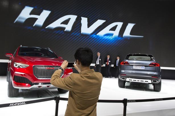 UKENDT. Bilmærket Haval er i hvert fald ikke kendt i Europa, men spiller tilsyneladende en vis rolle i Kina. I hvert fald har de fanget stilen med de højbenede biler i crossover-stil, som er ekstremt populære i Kina. 