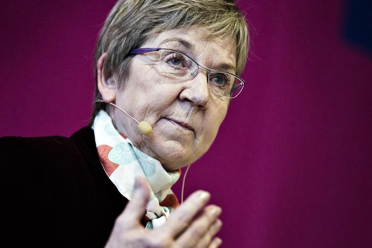 DIGITALISERING. Kulturminister Marianne Jelved (R) imødekommer nu flere institutioner og partiers ønske om en mere målrettet national handleplan for digitalisering af kulturarven. 
