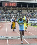 AFBUD. Benjamin Bitok fra Kenya kommer ikke til Stockholm denne gang - der er ingen penge at løbe om - for ham. 
