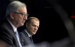TOPMØDE. Sammen med kommissionsformand Jean-Claude Juncker præsenterede EU-præsident Donald Tusk  i går aftes den aftale, som ifølge EU's stats- og regeringsledere kan tage hånd om den akutte flygtningekrise. 