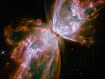 Rummet. Rumteleskopet Hubble har gennem de sidste 25 år sendt hundrede tusinde billeder hjem af planeter, stjerner og fjerne galakser. Dette billede taget af Hubble i 2009 har fået navnet Sommerfuglen Nebula og forestiller den døende stjerne Nebula omgivet af plasma (ioniseret gas) og støv. 