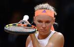 succes. Caroline Wozniacki har spillet sig frem til semifinalen i Stuttgart, hvor hun nu møder rumæneren Simona Halep. 