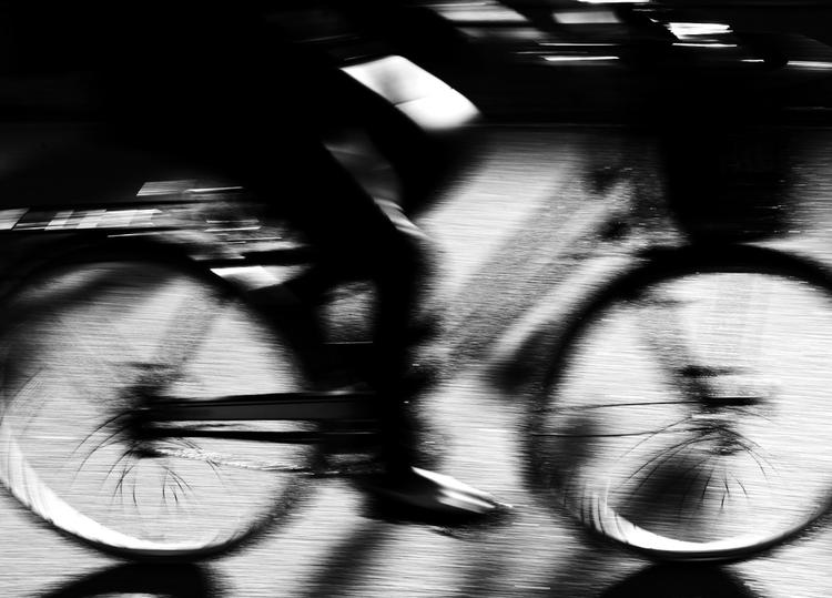 Trusler. »Jeg håber, at du dør i trafikken!« fik 26-årige Laura i hovedet af en cyklist. 