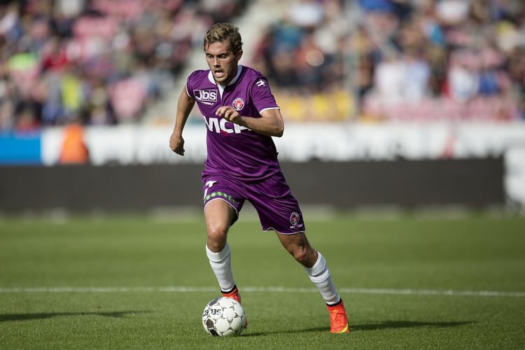 titelløs. Jakob Poulsen har prøvet meget som fodboldspiller, men han har endnu aldrig vundet en titel. Det skal være anderledes i år. 