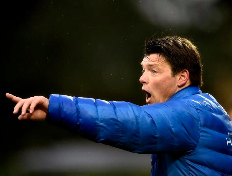 OPTIMIST. FC Vestsjælland-trænerMichael Hansen tror stadig, hans hold kan overleve i den bedste række. Og håbet blev forstærket af Esbjergs nederlag til OB fredag. 