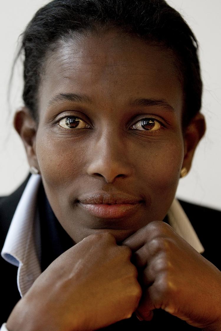 Islamkritik. Ayaan Hirsi Ali har i mereend et årti kritiseret islam. Nu tror hun, at tiden er moden til at modernisere religionen, og kommer med sit bud på, hvordandet kan gøres. 