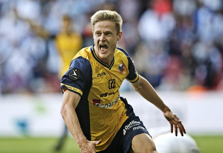 topscorer. Mads Hvilsom har haft en af hovedrollerne hos Hobro, der har overrasket efter oprykningen til Superligaen. 