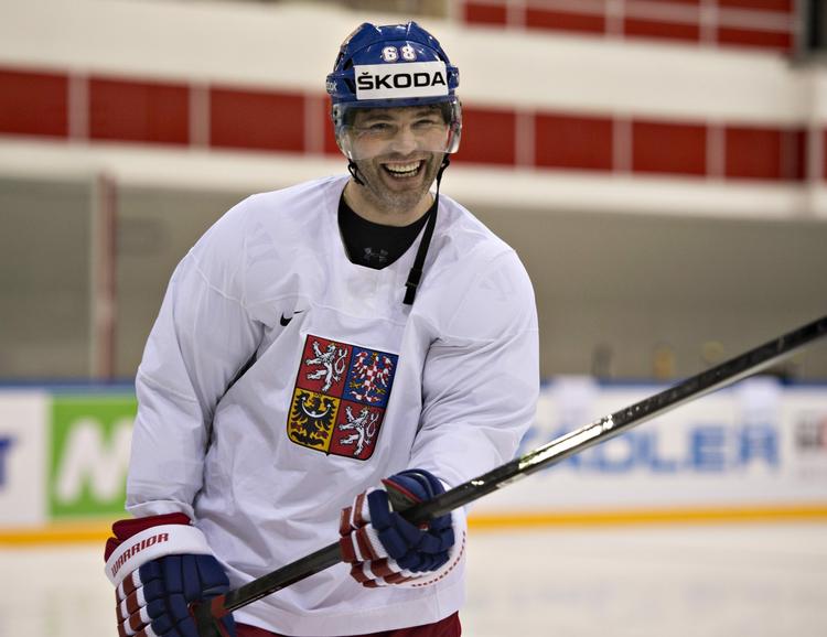 veteran. 43-årige Jaromir Jagr fra Tjekkiet tager endnu en tørn i sit lands tjeneste og stiller op til VM selv om han tidligere meddelte sit landsholdsstop. 