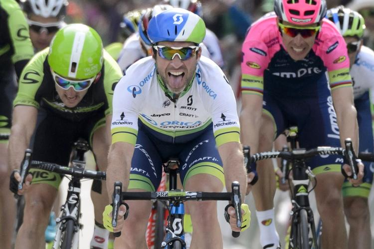 GLÆDE. Michael Albasini fra Schweiz gjorde det godt på onsdagens etape i Tour de Romandie og har nu snuppet førertrøjen. 