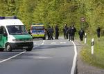 Terror. Det tyske politi patruljerer hyppigt i og omkring byen Oberursel. 