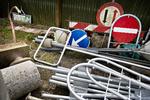 Rod. Her er rammen til skiltet, men hvor er det, det hele handler om. Vi forsøger at finde et svar. 